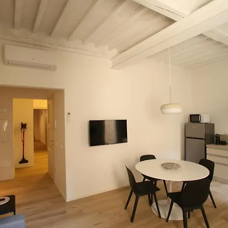 Casa Ada Belfioreguesthouses Lägenhet